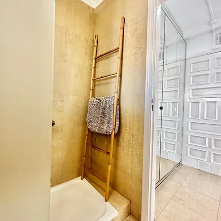 Apartamento First Line Attic - Adults Only - *
